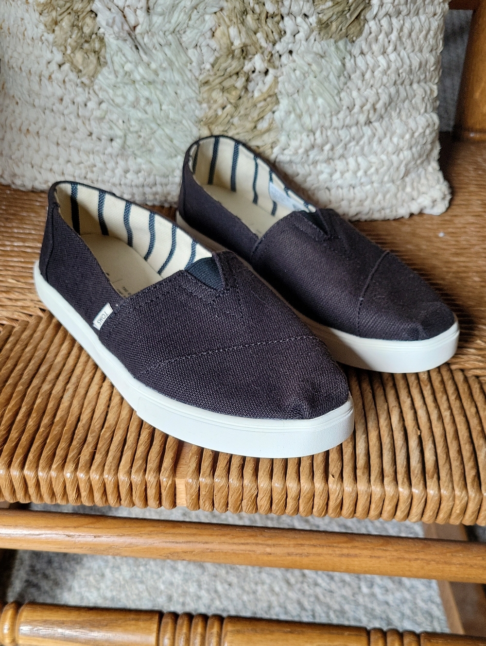 Toms Slip-On Loafers in Black Canvas, size W7